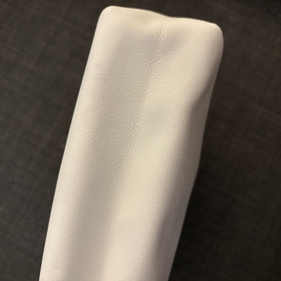 Osea Body Oil, Cleanser, and Pouch Set - Picture 4 of 4